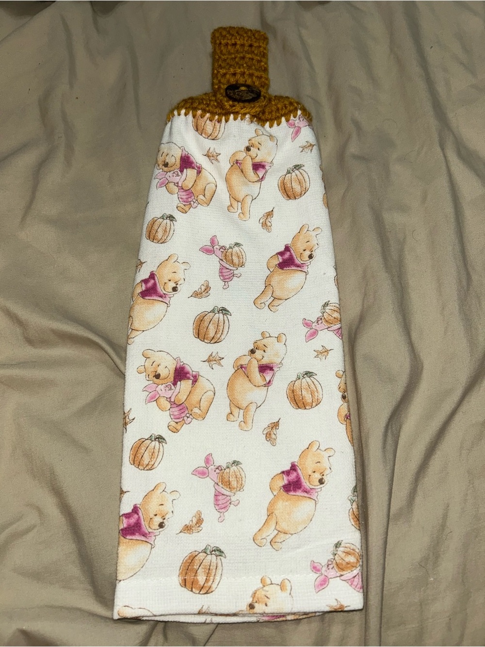 Winnie the Pooh Fall Hanging Towel